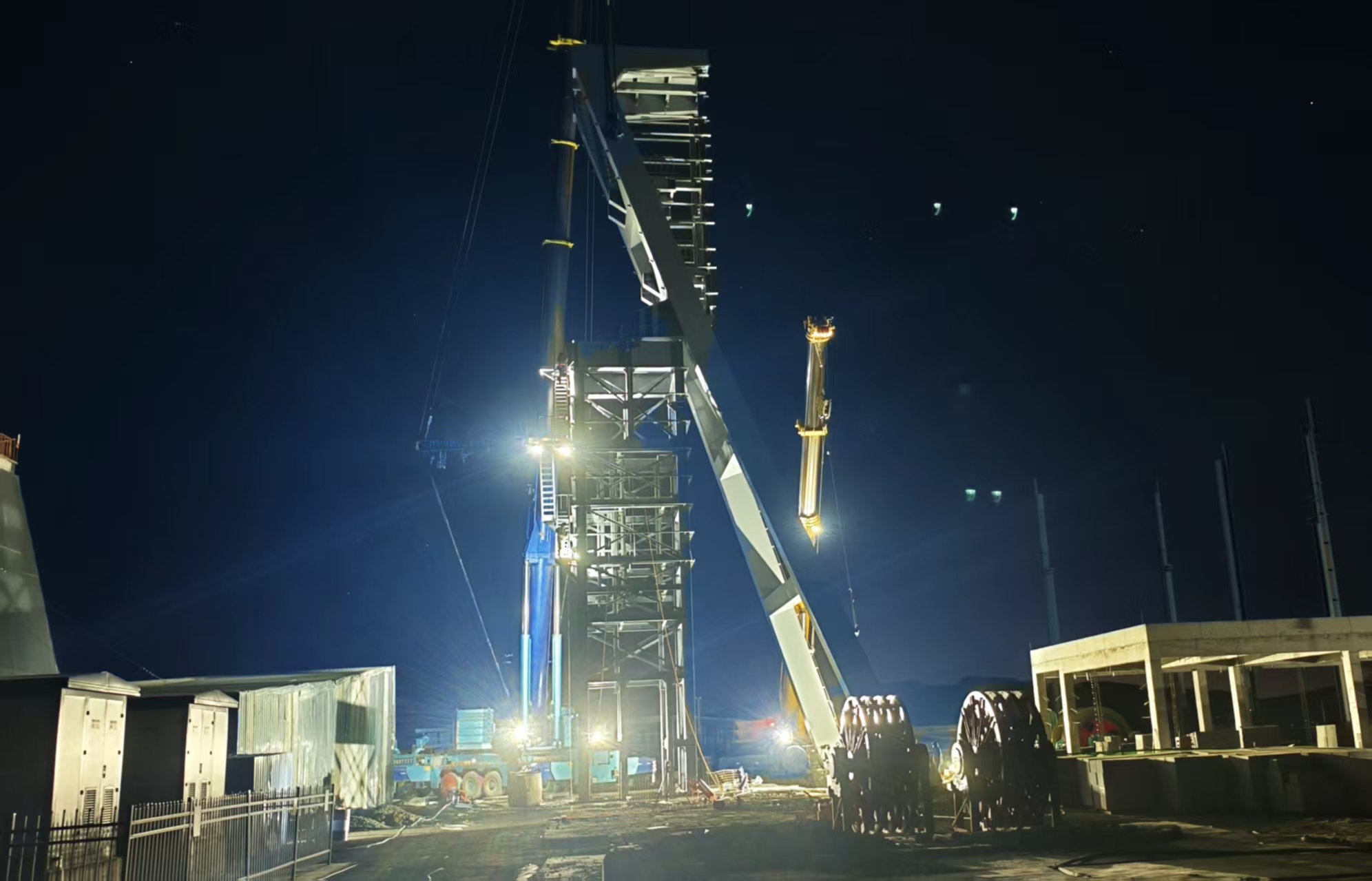 1763635597605037320.jpg auto